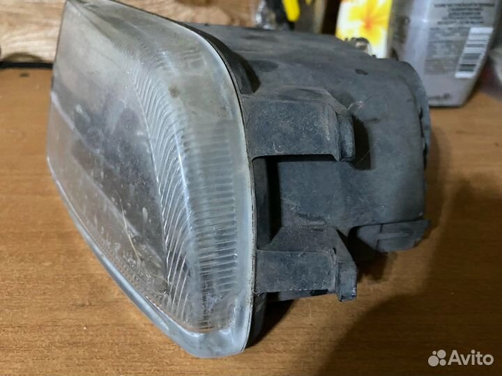 Туманка nissan primera p11