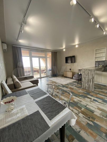 2-к. квартира, 62 м², 2/9 эт.