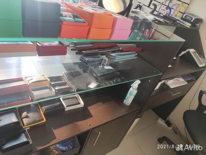 Стойка ресепшн бу