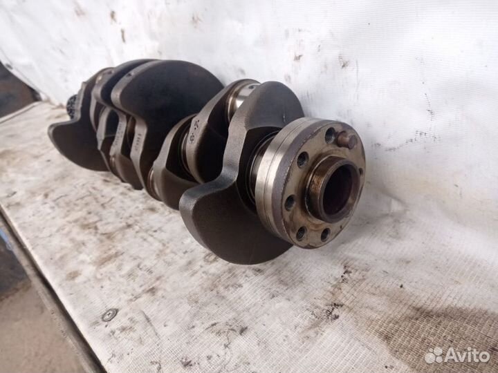 Коленвал Mercedes W210 2.2d 604.910