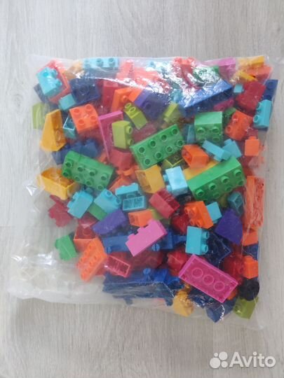 Детский конструктор аналог Lego