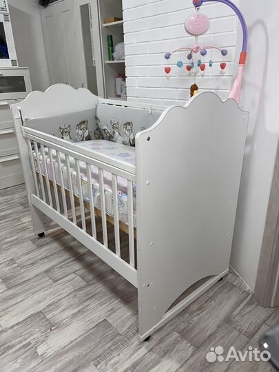 Детская кроватка