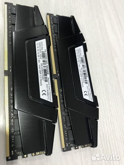 Оперативная память G.Skill ripjaws V F4-3200C16D-1