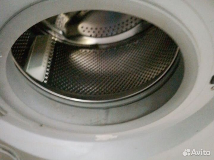 Стиральная машина с сушкой Haier