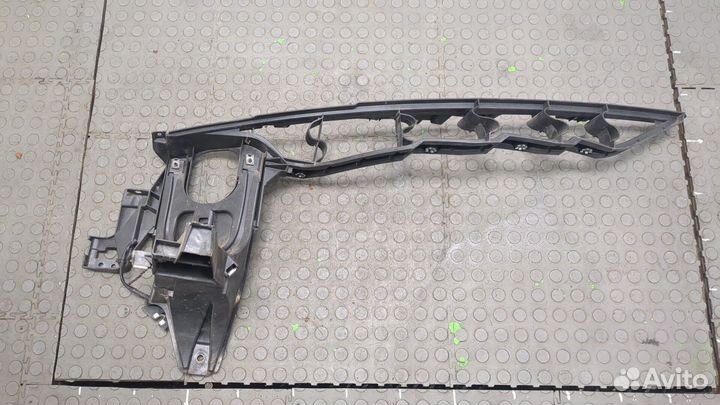 Кронштейн крыла BMW X5 E70, 2008