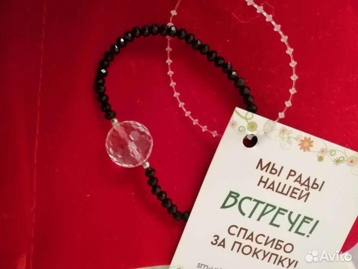 Браслет из шпинели и вставкой горный хрусталь