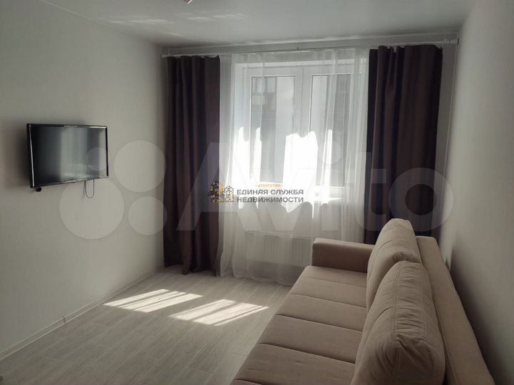 2-к. квартира, 35 м², 7/27 эт.