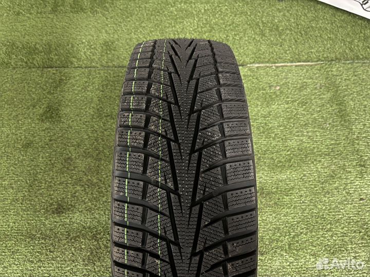 Hankook Winter I'Cept X RW10 275/40 R21 107T