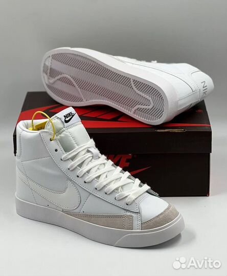 Кроссовки Nike Blazer Mid