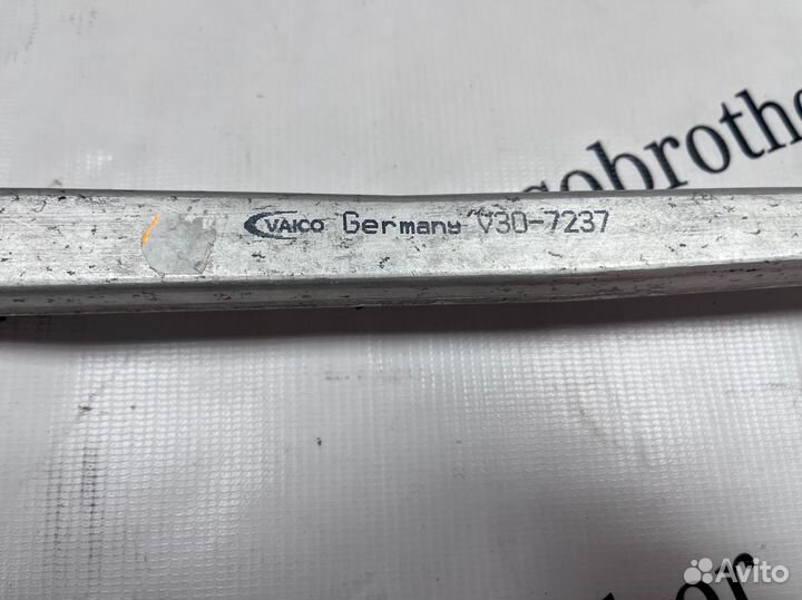 Задний нижний продольный рычаг Mercedes w140