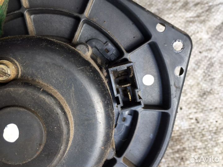 Моторчик печки Opel Agila A