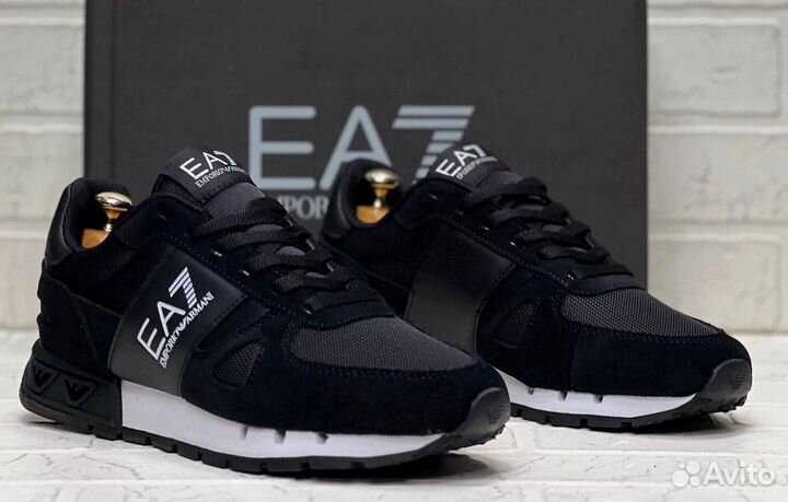 Кроссовки Armani