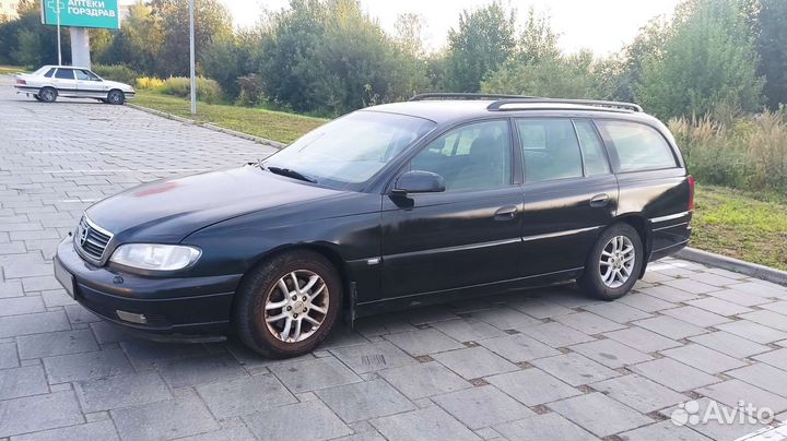 Opel Omega 2.2 МТ, 2001, 381 000 км