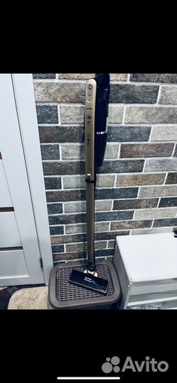 Вертикальный пылесос vitek