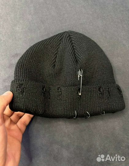 Шапка бини с кольцами