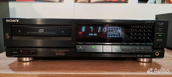 CD плеер Sony CDP-337ESD (1987г.в.)