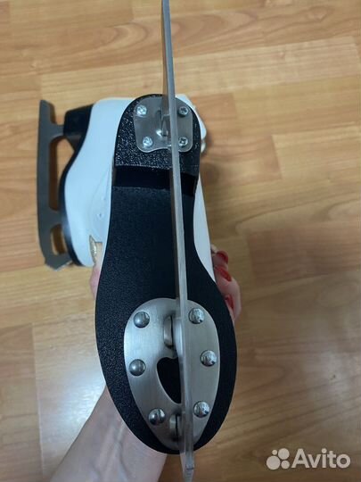 Коньки фигурные для девочки 31 размер