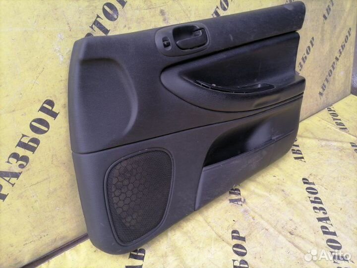 Обшивка двери передней правой Volga Siber седан