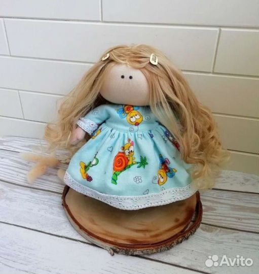 Кукла ручной работы с аксессуарами