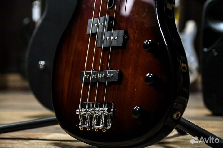 Бас-гитара Yamaha (комплект)