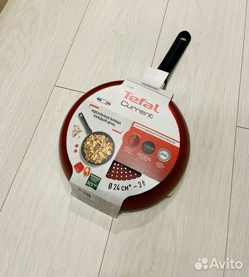 Сковорода Tefal 24 см новая