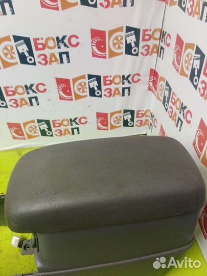 Подлокотник центральной консоли mazda 6 GG