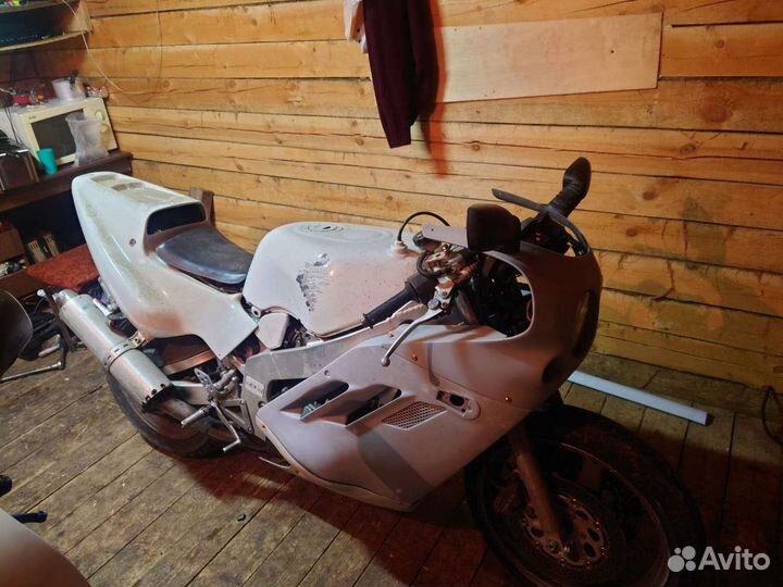 Suzuki gsxr 400 разбор