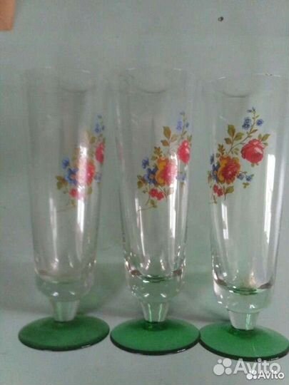 Конфетница,графин, горшки, сахарница, фужеры