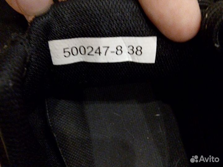 Тканевые кроссовки