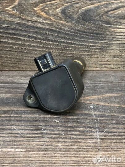 Катушка зажигания Honda Civic 8 1.8 2008