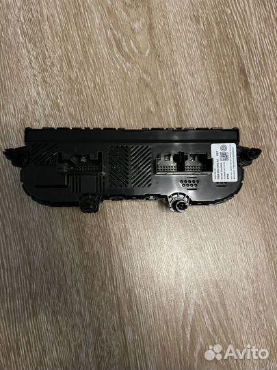 Сегсорный блок климата Volkswagen Tiguan