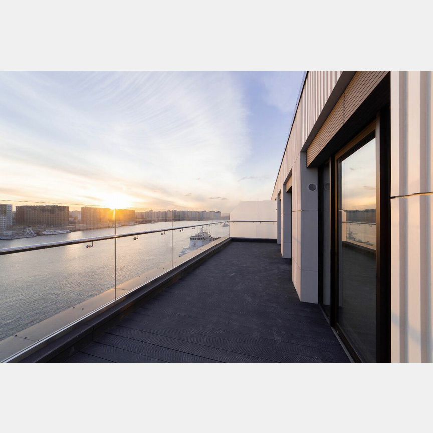 3-к. квартира, 129,5 м², 4/7 эт.