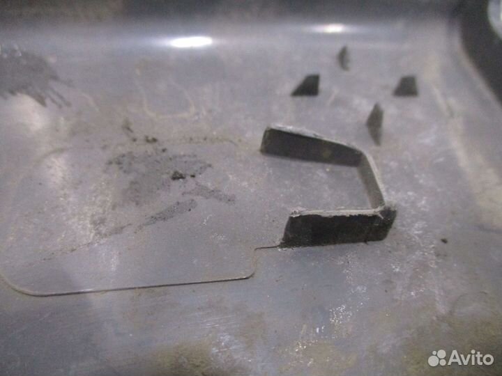 Накладка подножки правая Mercedes-Benz A9436600401