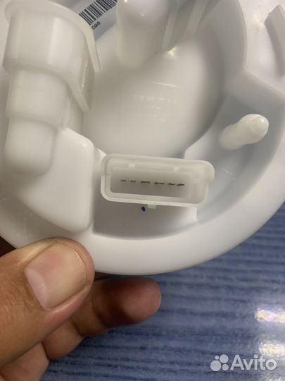 Топливный фильтр LR043154