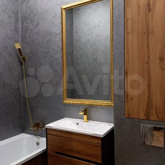 2-к. квартира, 60 м², 1/5 эт.