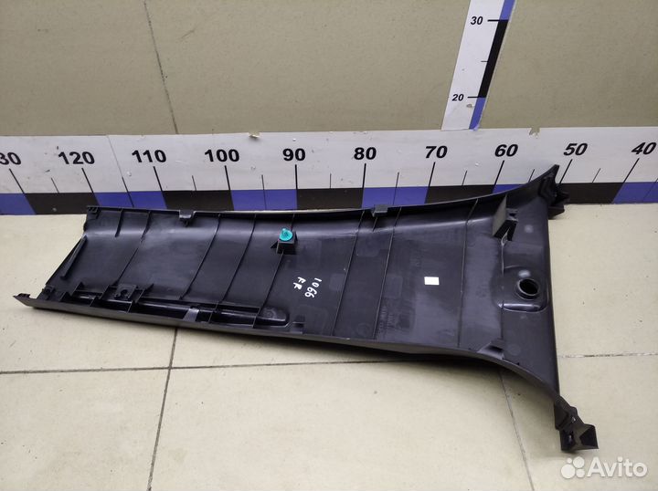 Обшивка стойки Fortuner 2015