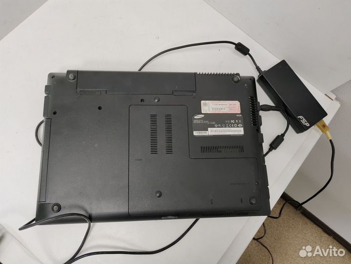 Ноутбук Samsung NP-RC530