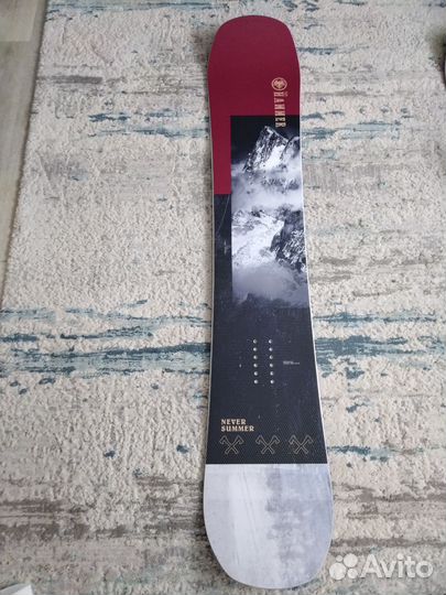Сноуборд Never Summer Hummer