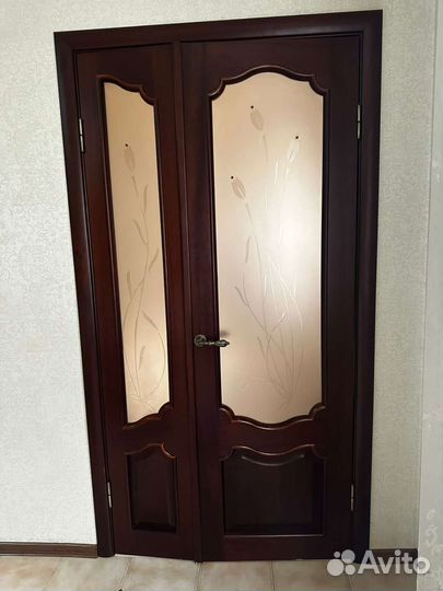 Двери двустворчатые межкомнатные бу