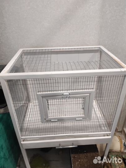 Клетка для средних или малых птичек