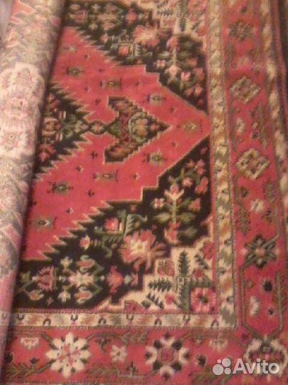 Шерстяной ковер