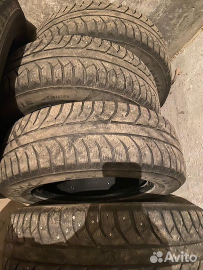 Bridgestone Ice Cruiser 7000 235/65 R17 108T