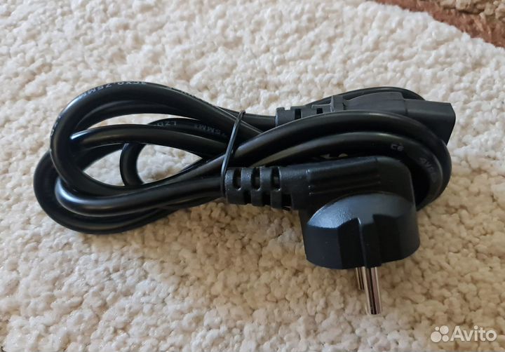 Кабель питания 220V 1,5 м. Евровилка schuko