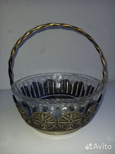 Огромная ваза для фруктов и конфетница