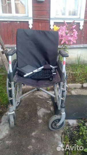 Кресло-коляска механическая Оттобокс б/у