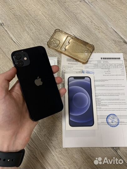 iPhone 12, 64 ГБ