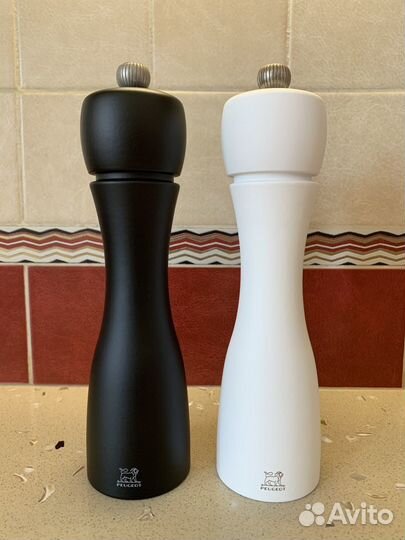 Механические мельницы Tahiti Peugeot