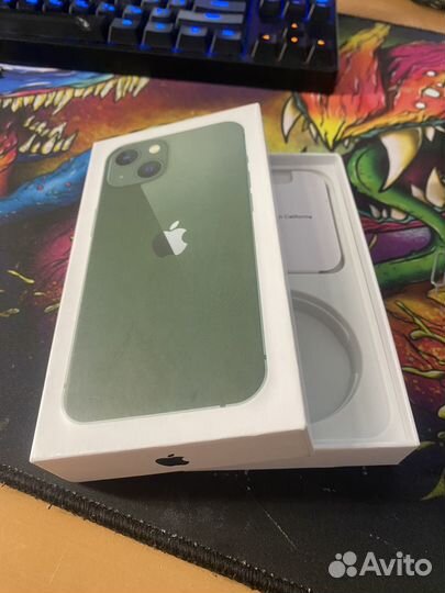 Коробка от iPhone 13 Green