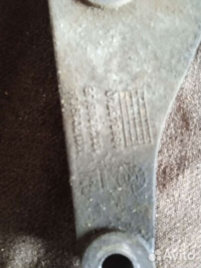 Задняя опора двигателя опель мерива а