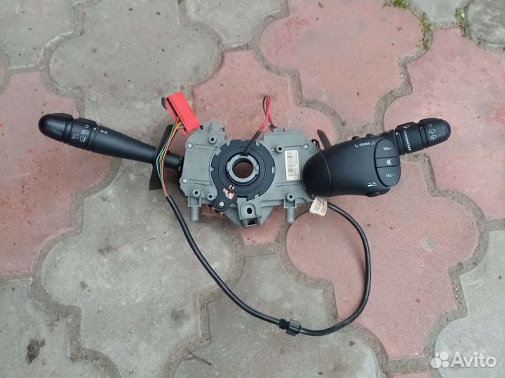 Подрулевой переключатель на Renault scenic 1